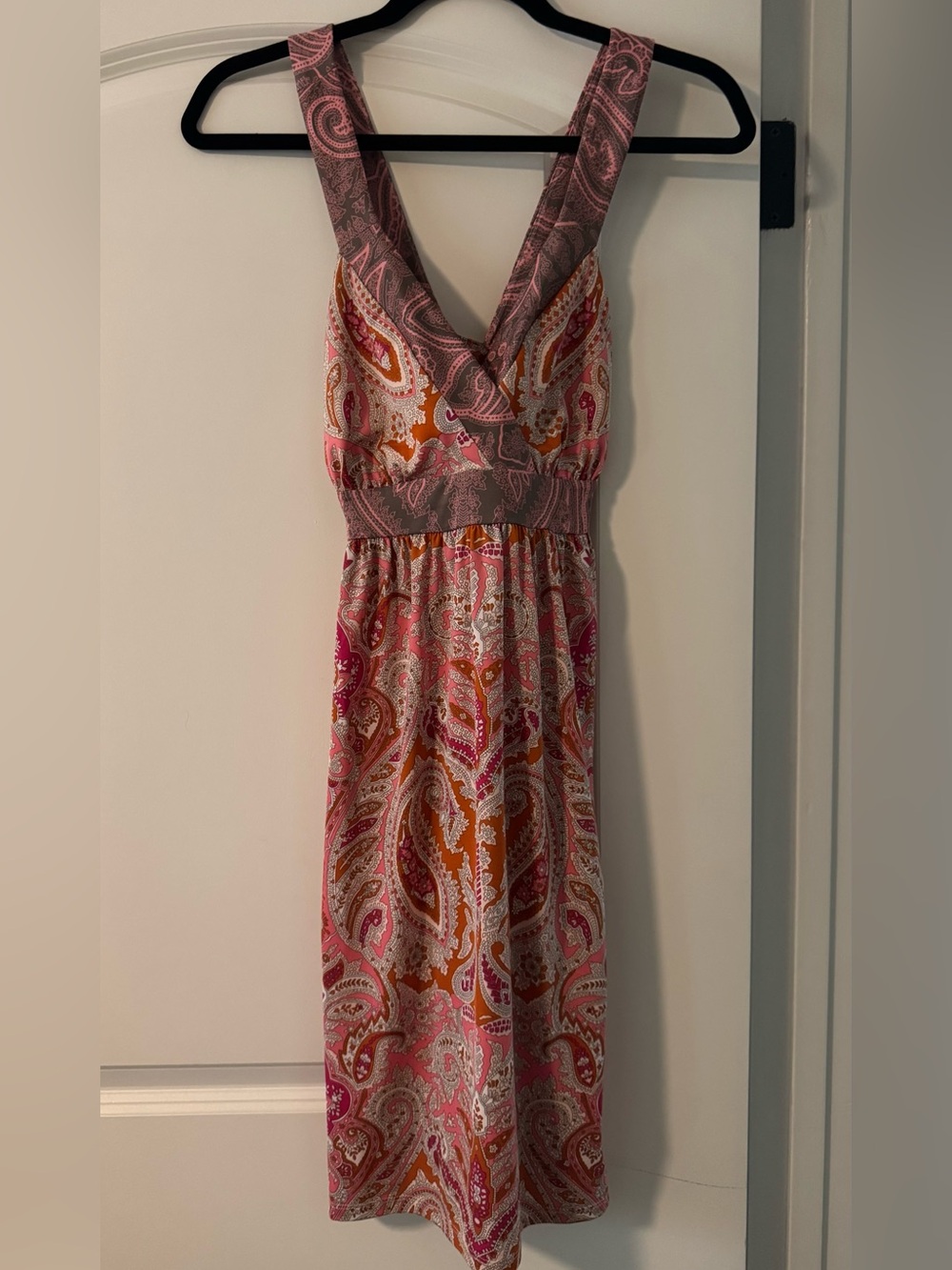 INC Women’s Pink Paisley Sleeveless V-Neck Dress